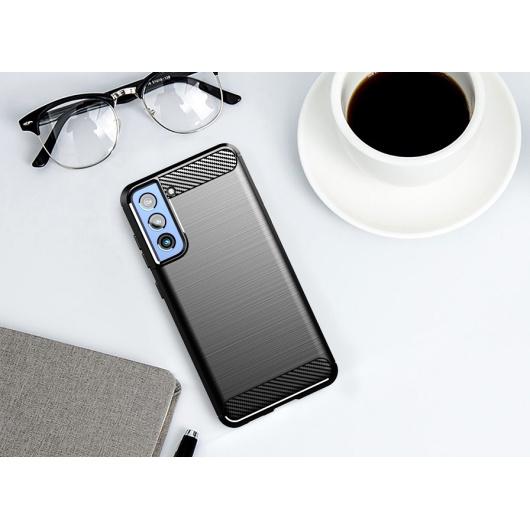 Защитный чехол Carbon для Samsung Galaxy S21 FE Черный